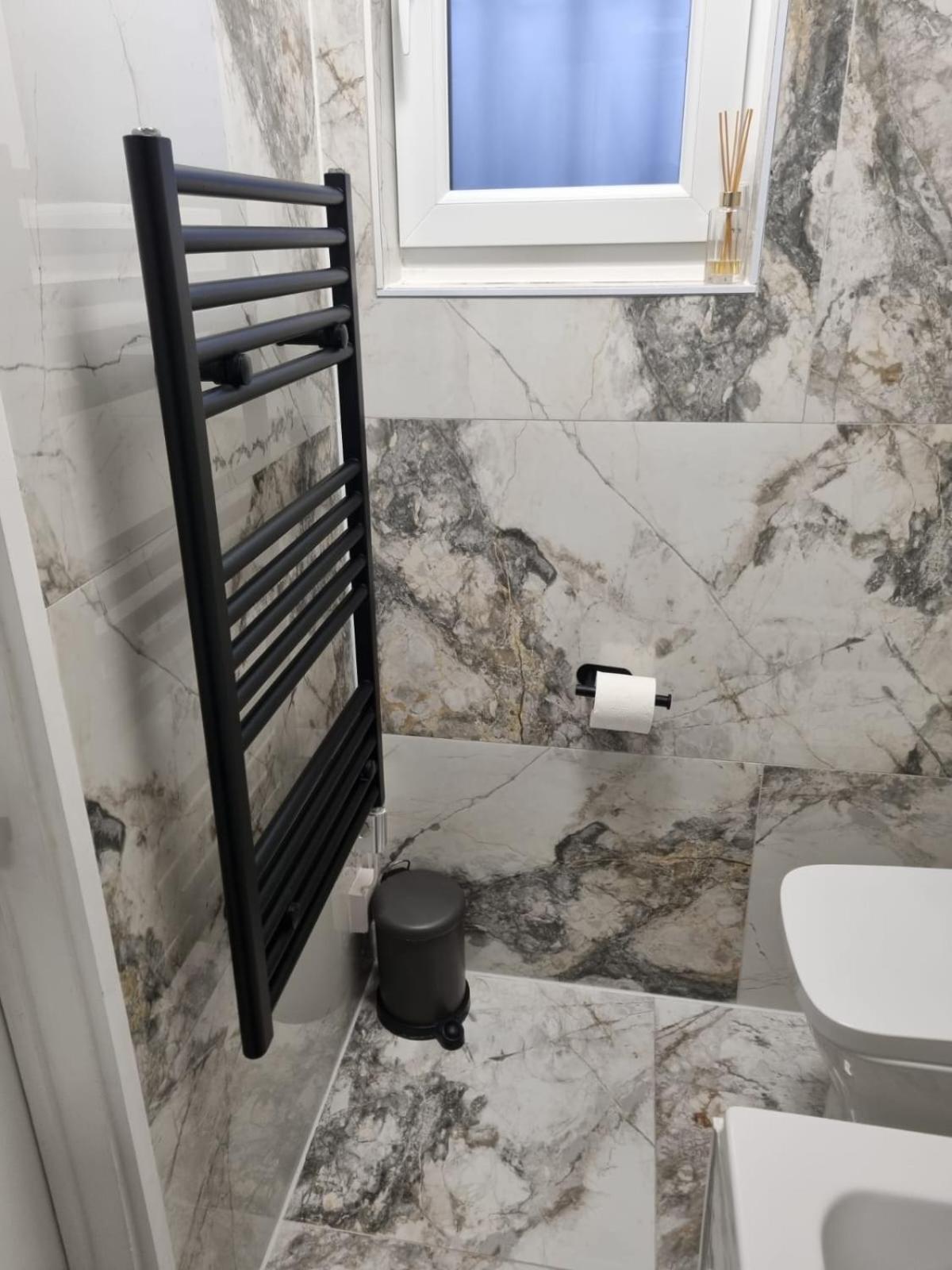 Stylish London Apartment & Free Parking Exterior foto